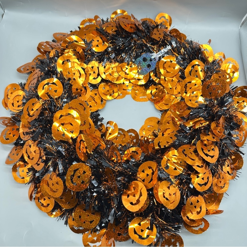 Halloween Pumpkin Tinsel Wreath